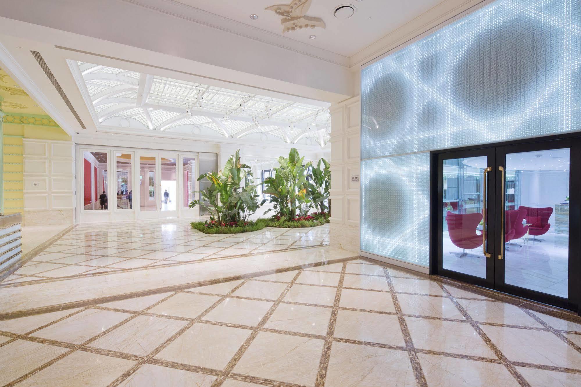 فندق ذا لين تايتشونغ المظهر الخارجي الصورة Interior of the hotel